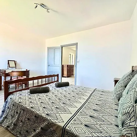 Charmante Maison Avec Vue Ideale Pour 4 Personnes Dom wakacyjny Sartène