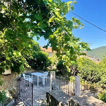 Dom wakacyjny Charmante Maison Avec Vue Ideale Pour 4 Personnes *