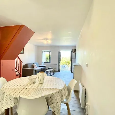 Charmante Maison Avec Vue Ideale Pour 4 Personnes Feriehus