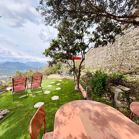 Charmante Maison Avec Vue Ideale Pour 4 Personnes Ferienhaus *
