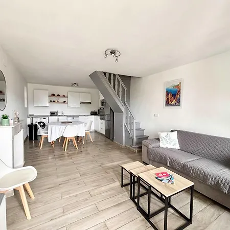 Ferienhaus Charmante Maison Avec Vue Ideale Pour 4 Personnes *