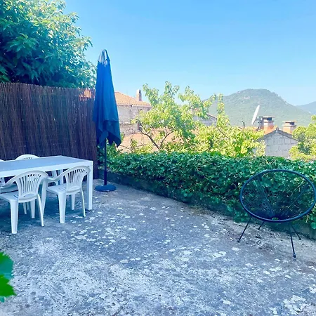 Charmante Maison Avec Vue Ideale Pour 4 Personnes Sartène