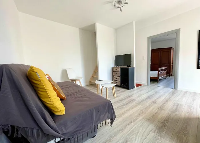 Charmante Maison Avec Vue Ideale Pour 4 Personnes Vakantiehuis *