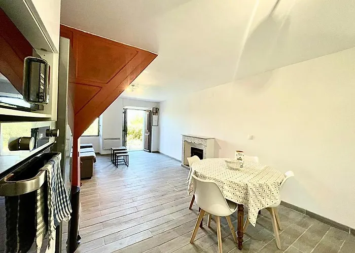 Vakantiehuis Charmante Maison Avec Vue Ideale Pour 4 Personnes