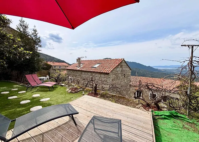 Charmante Maison Avec Vue Ideale Pour 4 Personnes * Sartene (Corsica)