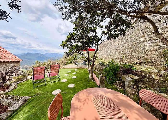 Charmante Maison Avec Vue Ideale Pour 4 Personnes Holiday home *