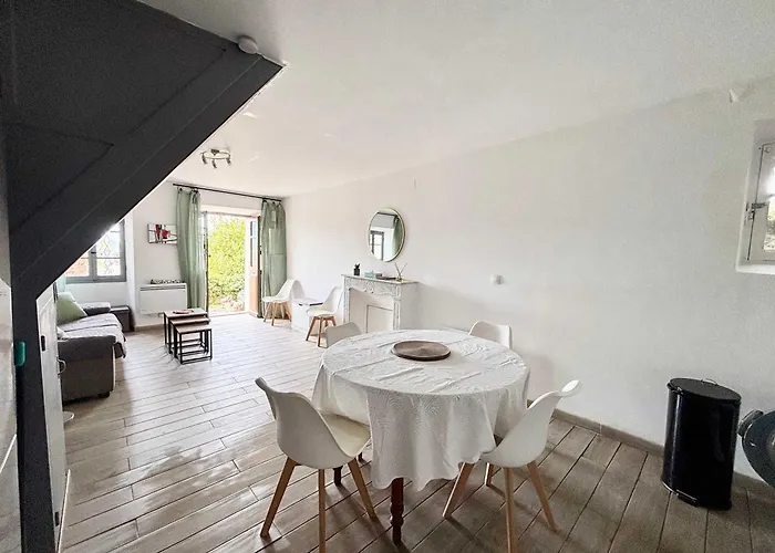 Holiday home Charmante Maison Avec Vue Ideale Pour 4 Personnes