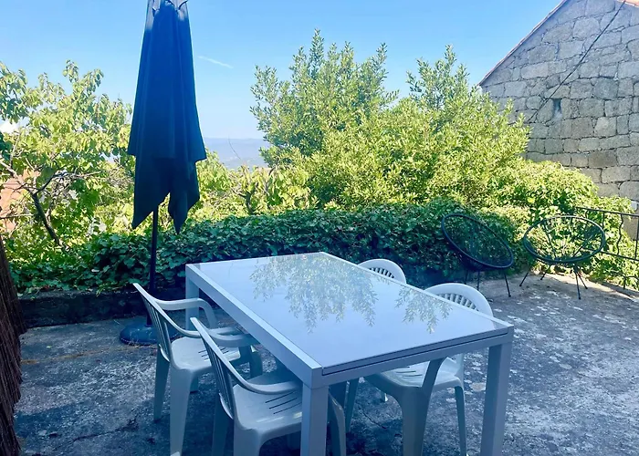 Holiday home Charmante Maison Avec Vue Ideale Pour 4 Personnes